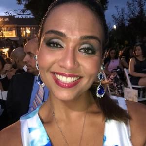 Meet your Posher, Iliana